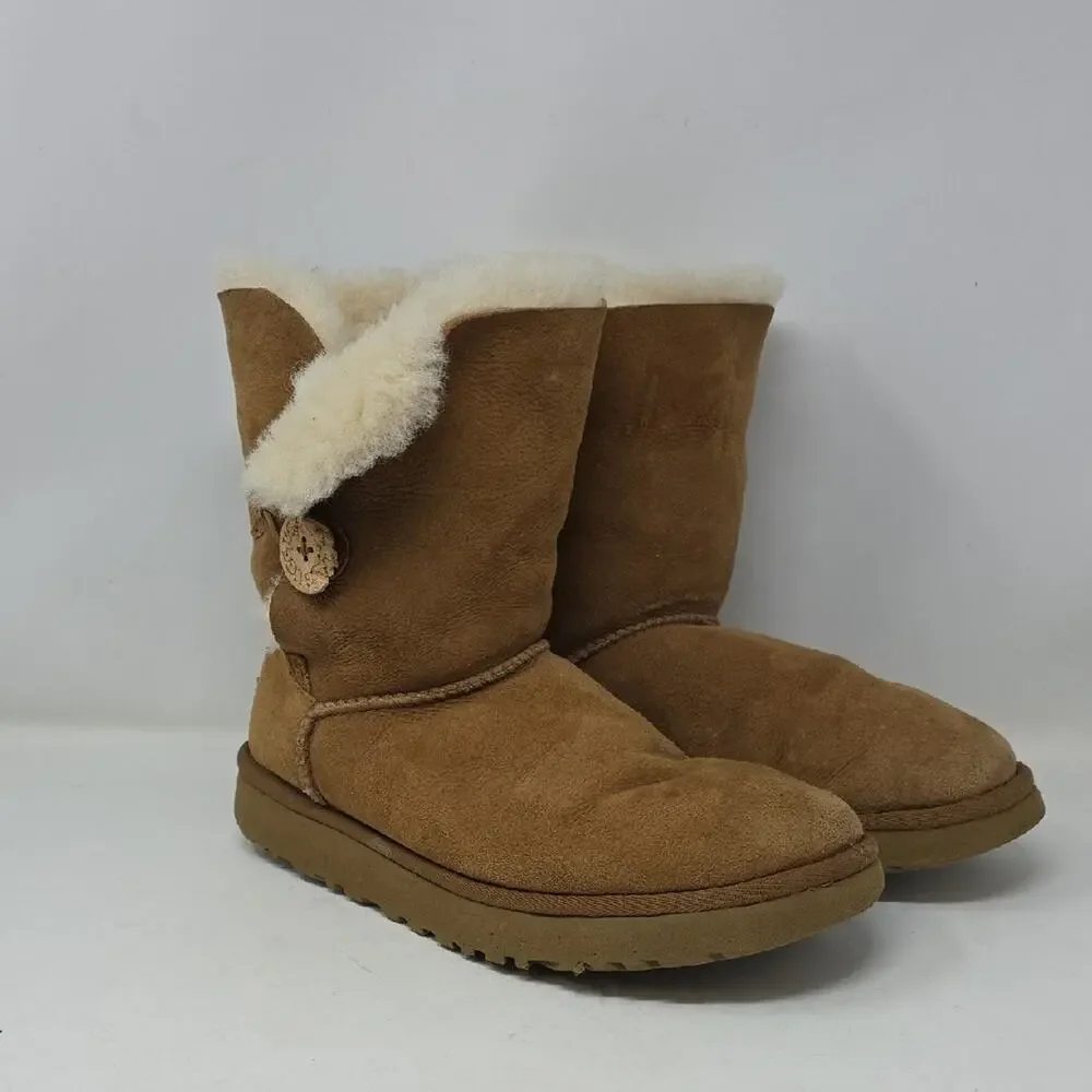 UGG Tan Shearling Winter Boots Size 9